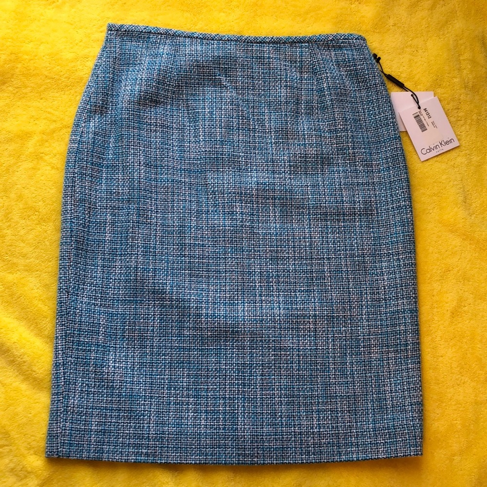CALVIN KLEIN NWT BLUE/BLACK/WHITE PRINT SKIRT 🌸